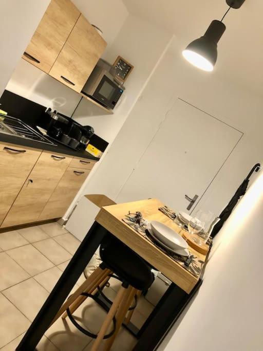 Studio Cosy, Lyon, Avec Garage Prive Exterior foto